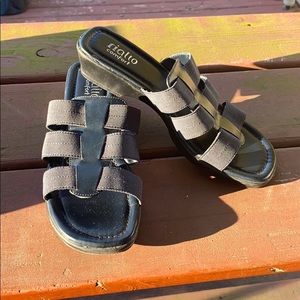 RIALTO SANDALS🖤🍂